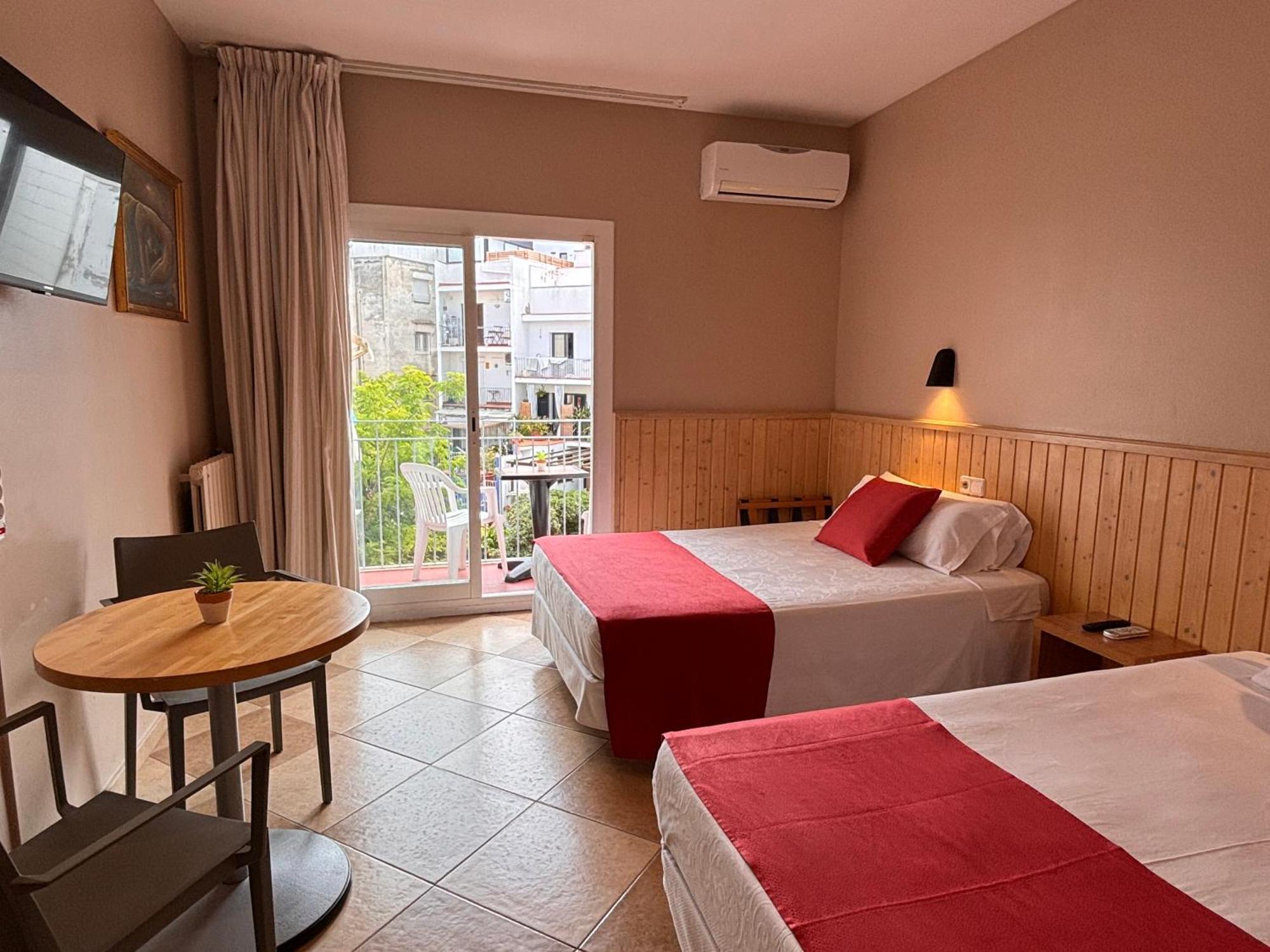 Hotel Piccadilly 시체스 외부 사진