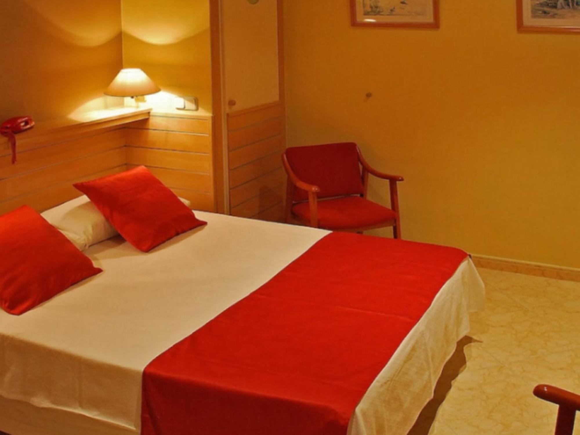 Hotel Piccadilly 시체스 외부 사진